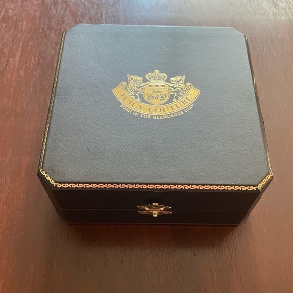 Authentic Juicy Couture Bangle Bracelet Set w/ Juicy Jewelry Box - Picture 7 of 8